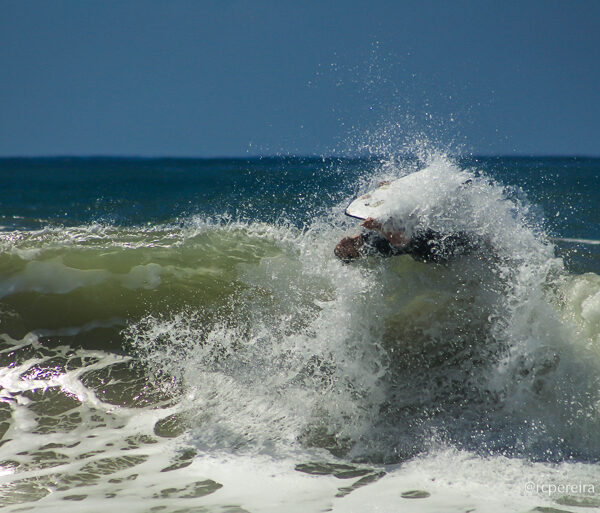 Fotos RC Pereira fotografo em 4 Ilhas Bombinhas-Surf Galera Local--100