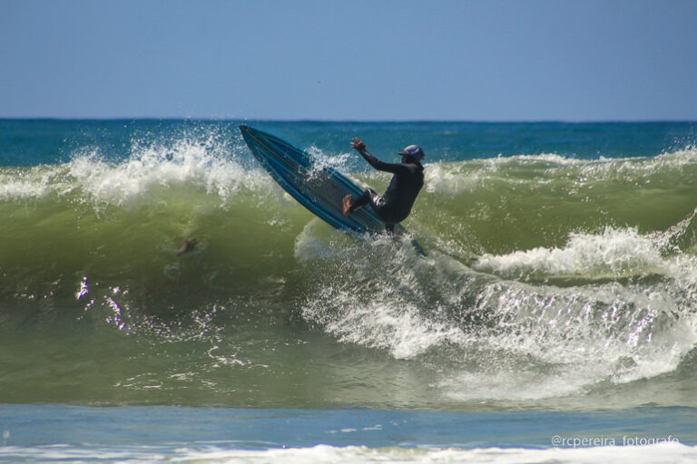 Fotos RC Pereira fotografo em 4 Ilhas Bombinhas-Surf Galera Local--102