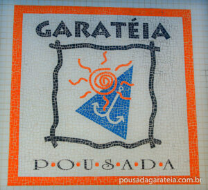 Leia mais sobre o artigo Desperte com o som do mar. Viva Bombinhas na Pousada Garatéia!