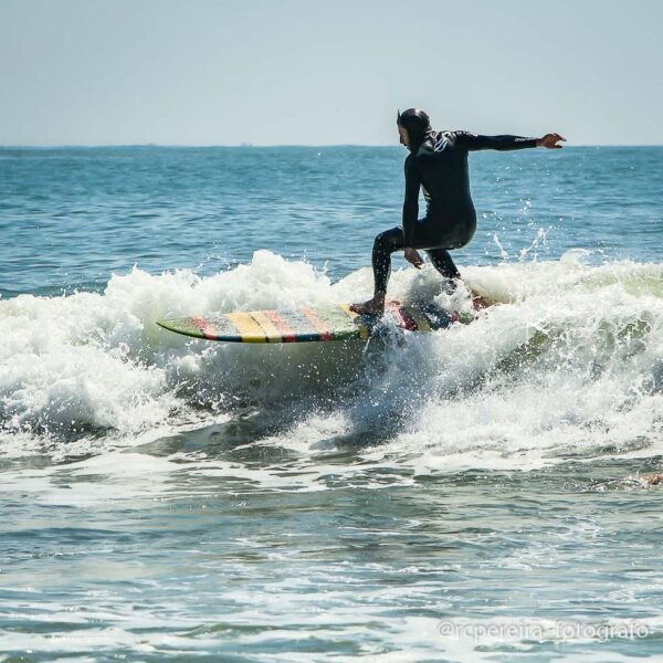 Fotos RC Pereira Fotografo em Itajuba Barra Velha Surf Praia Barrinha SC-Brow Boia Colorida (4 de 6)